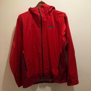 Men’s Patagonia h2no hooded windbreaker size L